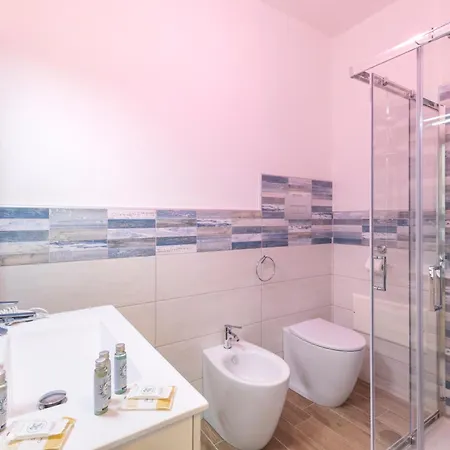 A Stunning With Pool And Jacuzzi * Lula