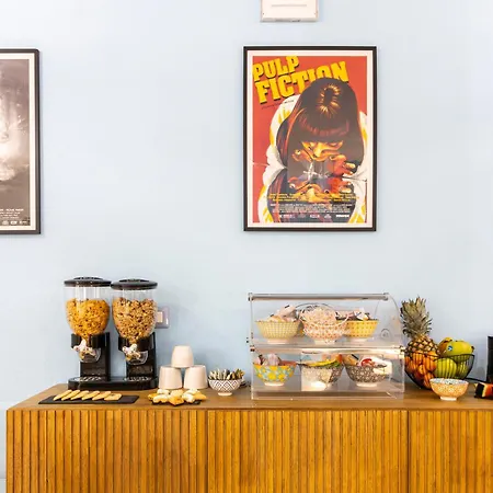 Villa A Stunning With Pool And Jacuzzi